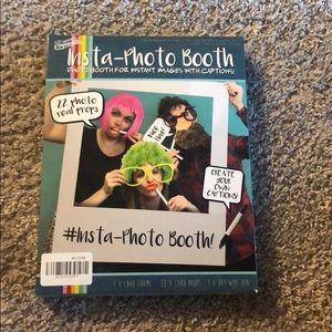 Insta-photo booth